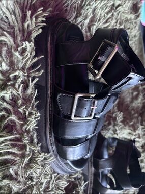 Black Chunky Buckle Sandals